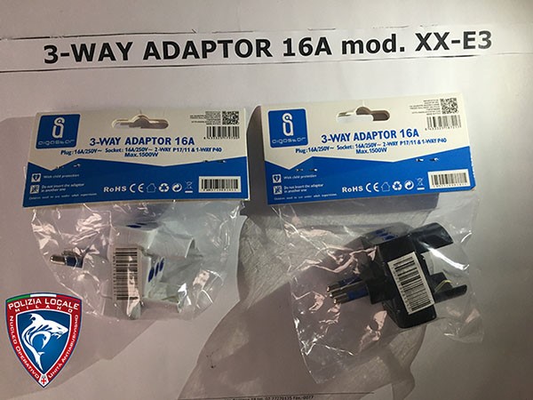 Adattatore multipresa Adattatore multipresa