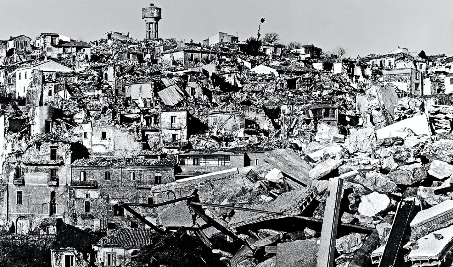 Conza della Campania Terremoto 1980 Conza della Campania Terremoto 1980